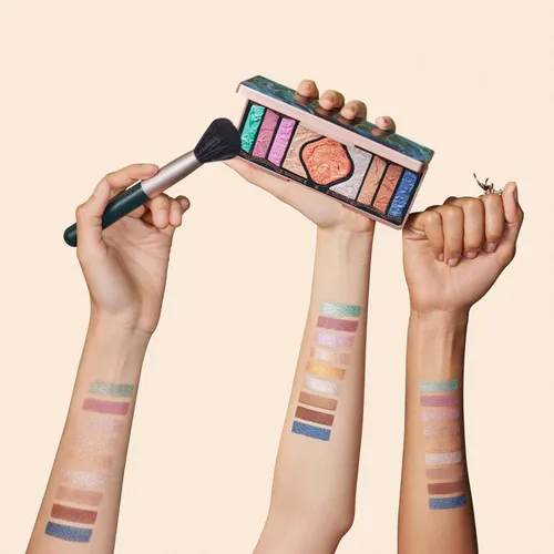 Miniatura 4 de FLORASIS Paleta de maquillaje Phoenix con grabado floral, Paleta de sombras de ojos natural de larga duración y mezclable para mujeres