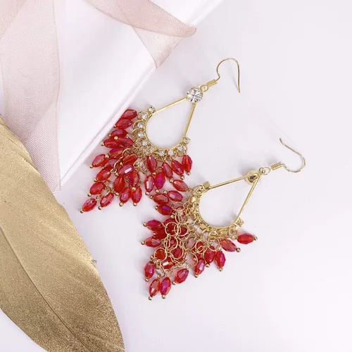 Miniatura 2 de LAXPICOL Pendientes largos bohemios de moda pendientes de cristal transparente con gancho de pez para mujer, tono dorado