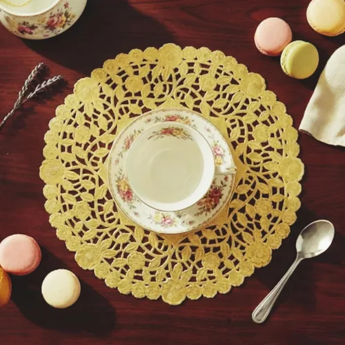 Miniatura 4 de Hojas decorativas de encaje de papel metálico de 8 pulgadas, elegantes, resistentes y desechables, ideales para presentación de alimentos y uso