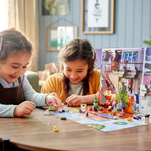 Miniatura 2 de LEGO® Calendario de Adviento de Friends 41690 Kit de construcción; cuenta regresiva de Navidad para niños creativos