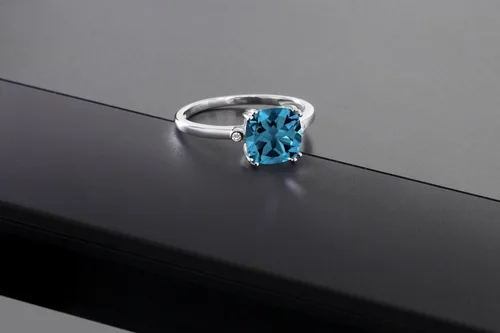 Miniatura 4 de Gem Stone King Anillo de compromiso de oro blanco de 10 quilates con piedra natal y diamante blanco de 3 piedras Anillo de oro de compromiso