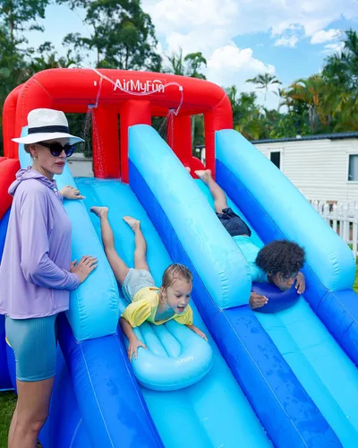 Miniatura 3 de AirMyFun Casa inflable de dinosaurio, tobogán acuático inflable de 2 toboganes para niños con pared de escalada, pozo de pelotas y portería