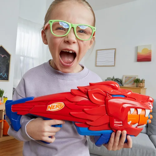 Miniatura 7 de NERF Wild Lionfury, lanzador de dardos fácil de jugar, 16 dardos Nerf Elite, juguetes de león Nerf Blaster para niños y niñas de 6 años en adelante