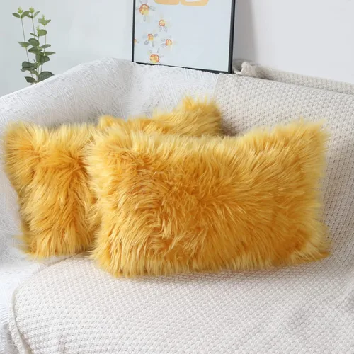 Miniatura 11 de OYIMUA Juego de 2 fundas de almohada decorativas esponjosas de 18 x 18 pulgadas, fundas de almohada lujosas de piel sintética de granja