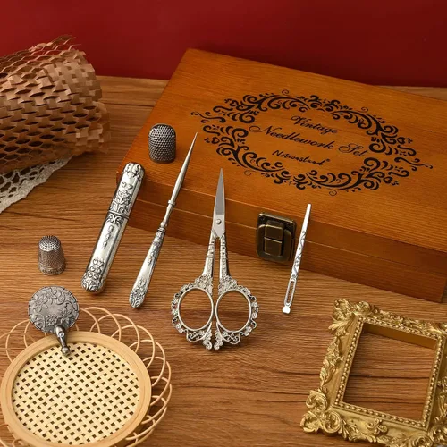 Miniatura 5 de Kit de tijeras de bordado vintage, regalo de Navidad para profesionales de costura, kit de costura antiguo europeo, herramientas de costura Plata