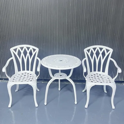 Miniatura 6 de C/G Bistro - Juego de 3 piezas de aluminio fundido para exteriores con agujero para sombrilla y reposabrazos, juego de mesa de bistró al aire libre