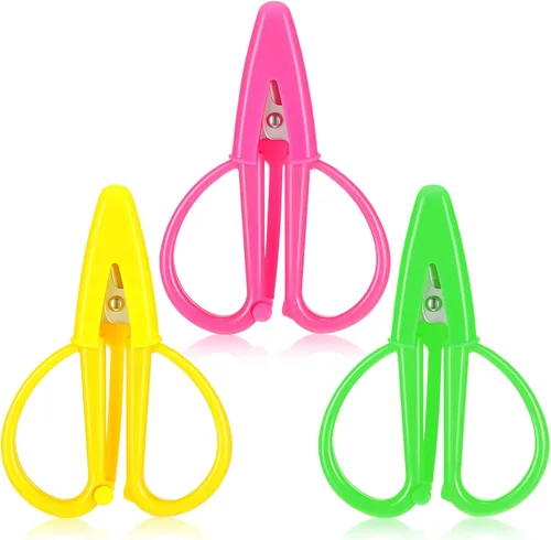 Miniatura 8 de Tijeras pequeñas de viaje de 3 piezas pequeñas tijeras portátiles para coser tijeras artesanales con cubierta para mujeres y niñas, hilo de tela