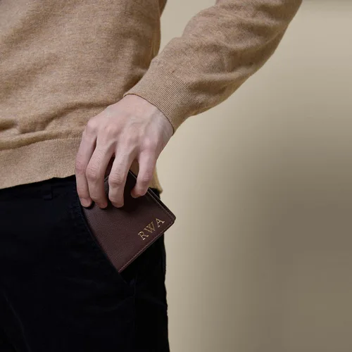 Miniatura 2 de Leatherology Cartera plegable marrón para hombre con solapa para tarjeta de identificación, RFID disponible
