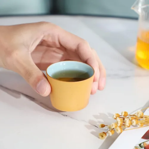 Miniatura 9 de Juego de 3 tazas de té de cerámica, tazas de té japonesas pequeñas, taza de sake de porcelana, juego de té Kung Fu estilo retro (estilo 2#)