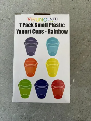 Miniatura 5 de Youngever 7 juegos de vasos de plástico para yogur con insertos y tapas de cúpula, a prueba de derrames y fugas (pequeño, 4 onzas)