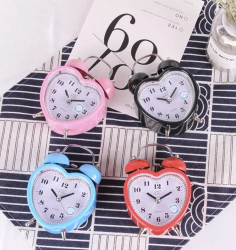 Miniatura 7 de SHISEDECO 3 Pulgadas Lindo Reloj Despertador de Campanas Gemelas Silencioso Analógico de Cuarzo con Luz Nocturna, Operado a Batería para Niños, Rosa