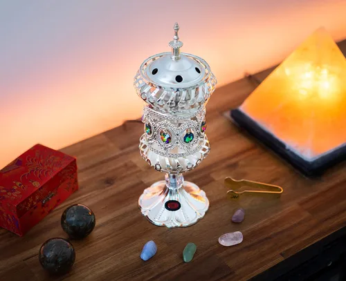 Miniatura 5 de ATTAR MIST Quemador de incienso eléctrico - Quemador de resina de incienso Oud - Carrusel intrincado grande Mabkhara Silver Plata