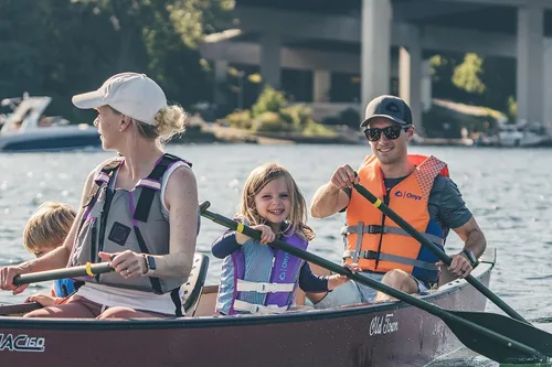 Miniatura 4 de Onyx Chaleco de remo dinámico MoveVent aprobado por la Guardia Costera y Transporte de Estados Unidos para adultos para kayak, piragüismo, surf