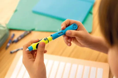 Miniatura 7 de Pelikan 805681 Griffix - Pluma estilográfica para zurdos, color verde