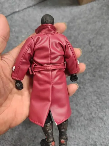 Miniatura 4 de ximitoy Modelo de capa de cuero PU rojo vino escala 1/12 para figura