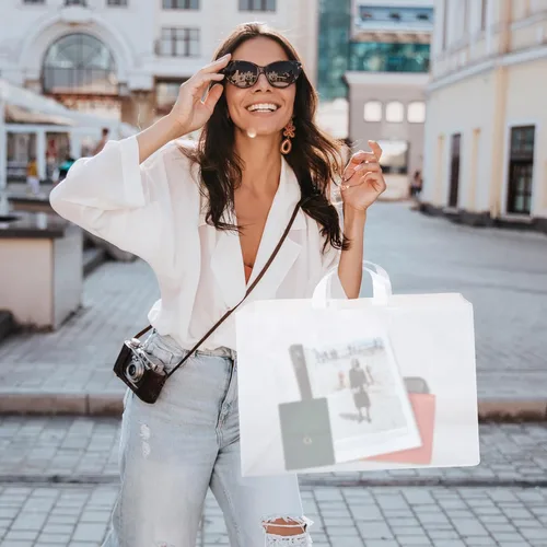 Miniatura 3 de Prime Line Packaging Bolsas de regalo de plástico, bolsas de compras esmeriladas con asas para pequeñas empresas, boutique, bolsa grande