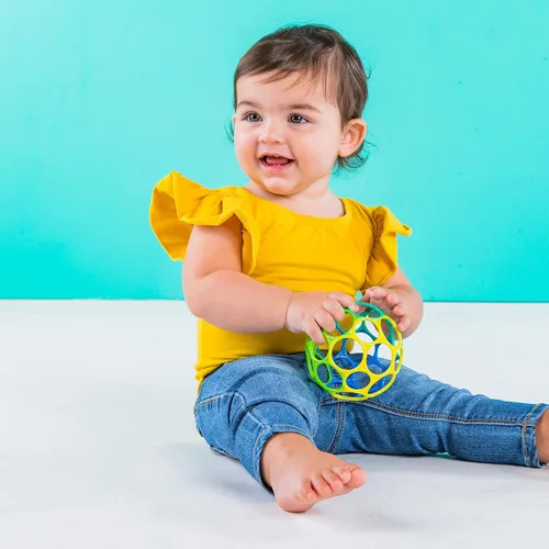 Miniatura 2 de Bright Starts Oball Easy Grasp Classic Ball - Juguete infantil en azul/verde, edad recién nacido y más, 4 pulgadas amarillo/verde/azul