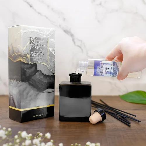Miniatura 5 de Urban Naturals Balsam Forest - Juego de aceites difusores de varillas – Abeto Fraser, hoja perenne, pino, cedro leñoso y sándalo – Botella de vidrio