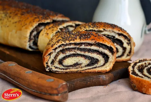 Miniatura 7 de Pastel de semillas de amapola Comida tradicional húngara Deliciosa y deliciosa Pastel de levadura con relleno de semillas de amapola 16
