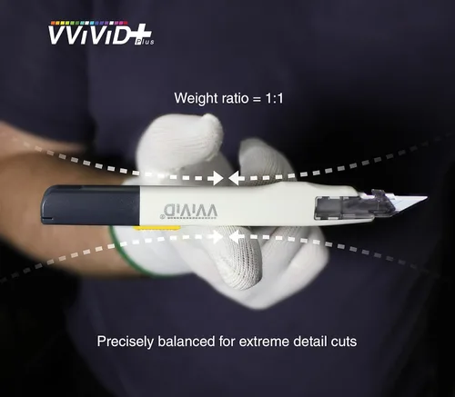 Miniatura 2 de VViViD Cuchillo de corte multiusos retráctil de precisión equilibrado de alta calidad para envolturas de vinilo automotrices (paquete de 1)