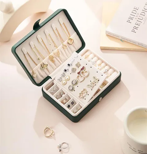 Miniatura 7 de CHYA Joyero pequeño para mujeres y niñas, estuche organizador de joyas de viaje de piel sintética, soporte portátil para almacenamiento de joyas