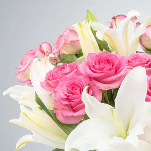 Miniatura 2 de Benchmark Bouquets - Rosas rosas y lirios, jarrón incluido, flores frescas cortadas y cultivadas, regalo para decoración del hogar, cumpleaños