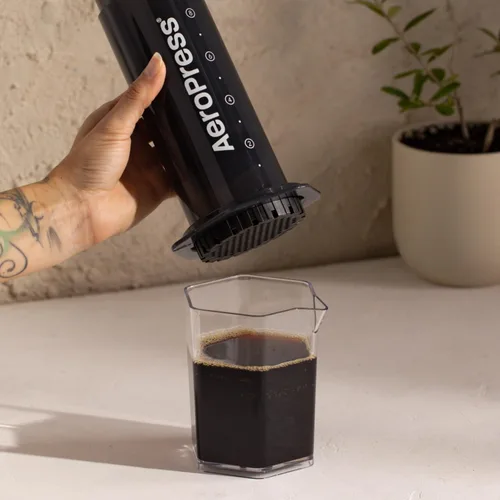 Miniatura 3 de AeroPress Prensa de café original XL, prensa francesa grande todo en uno, cafetera manual estilo pour-over y espresso, preparación de 2 min para Gris