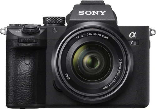 Miniatura 2 de Sony Cámara sin espejo a7 III con lente FE 1.102-2.756 in f/3.5-5.6 OSS + agarre inalámbrico Sony GP-VPT3 + tarjeta de memoria de 128 GB + luz LED +