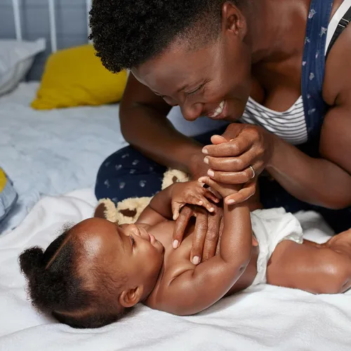 Miniatura 7 de Baby Dove Jabón Corporal para Piel Sensible de Bebé Baño Tranquilo Hidratante para un Baño Tranquilo de Bebé Hipoalergénico y Sin Lágrimas, Elimina