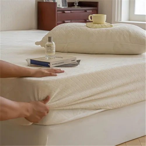 Miniatura 10 de Funda de colchón ajustada, cubrecolchón grueso y cálido de forro polar de leche, protector de colchón de impresión en color sólido para colchones