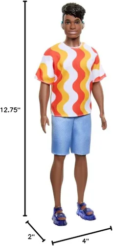 Miniatura 7 de Muñeco Barbie Fashionistas Ken #220 con audífonos detrás de la oreja y cuerpo ancho usando una camisa de patrón naranja removible, pantalones cortos