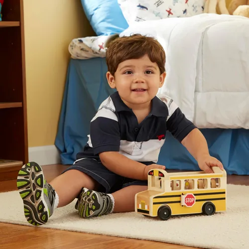 Miniatura 2 de Melissa & Doug Juego de madera para autobús escolar con 7 figuras de juego