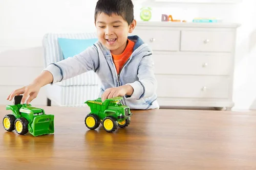 Miniatura 4 de John Deere Juego de vehículos, incluye camión volquete de juguete y juguete de tractor con cargador, juguetes para niños al aire libre, juguetes