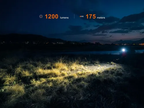 Miniatura 3 de Fenix HM55R linterna frontal recargable, foco de 1200 lúmenes y luz roja, ligera, larga duración, carga USB, impermeable para acampar, hacer Nebular