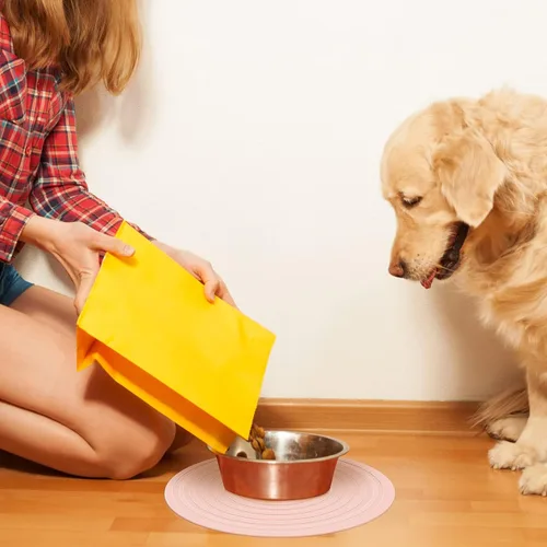 Miniatura 5 de Tapete de silicona de 2 piezas de comida para mascotas para perros y gatos, mantel individual para evitar el desbordamiento de alimentos y agua