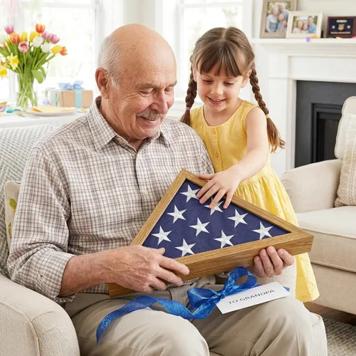 Miniatura 7 de Americanflat Pequeña vitrina plegada de bandera – Se adapta a banderas ceremoniales plegadas de 3 x 5 pies (no para bandera funeraria) – Colección