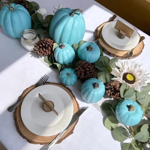 Miniatura 6 de Winlyn 7 Piezas Calabazas Artificiales Surtidas de Color Azul Verdoso para Halloween, Calabazas Decorativas Costeras de Espuma Falsas para Otoño