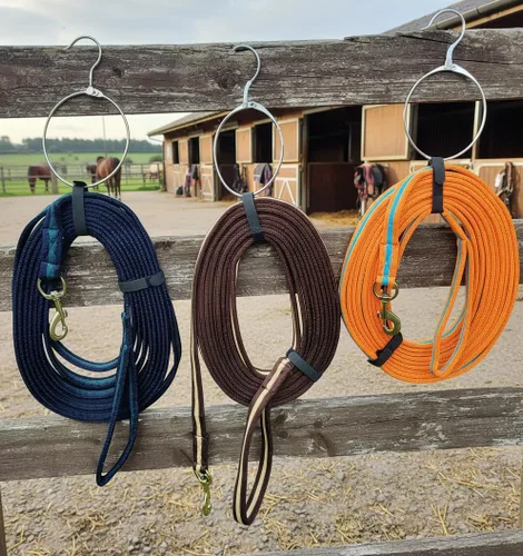 Miniatura 6 de Correa de rienda acolchada suave para caballos de 27 pies con asa en bucle y clip giratorio (marrón/beige)