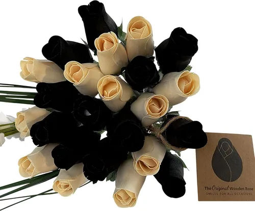 Miniatura 8 de Rojo con puntas negras y ramo de rosas de madera blanca (2 docenas)