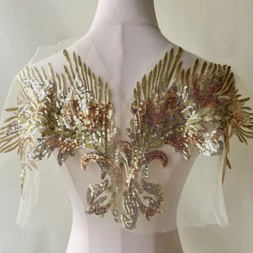 Spakling Gold Sequined Applique Mirror Pair Angel Wings Lace Applique Patch para vestido de fiesta Dorado
