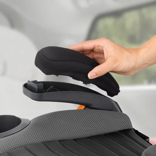 Miniatura 6 de Chicco GoFit Asiento elevador de coche sin respaldo y sin enganche, asiento elevador de viaje para el coche, asiento elevador de coche portátil
