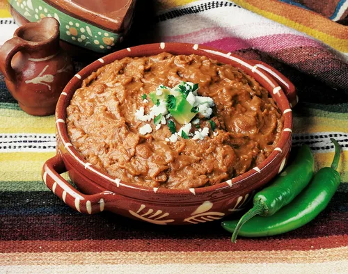 Miniatura 3 de Amy's Frijoles refritos orgánicos enlatados, frijoles tradicionales ligeros en sodio, veganos sin gluten y vegetarianos, 15.4 onzas (paquete de 12)