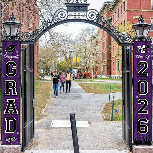 Miniatura 6 de Cartel de graduación 2026, decoraciones de graduación negro y dorado, letrero de porche de clase de 2026, decoración de puerta de felicitaciones