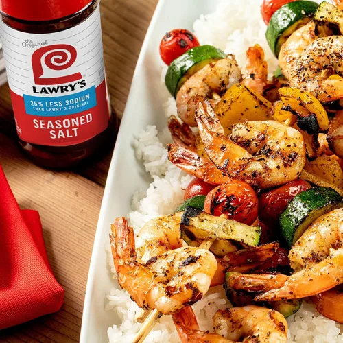Miniatura 17 de Lawry's Sal sazonada, 25% menos de sodio, sin MSG añadido, certificado Kosher, básico, versátil, condimento multiusos para agitar en carne de res