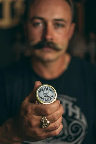 Miniatura 6 de Cera negra para bigote Cera mágica negra para bigote Oculta el cabello gris en la barba o el bigote Cera para bigote de sujeción extra fuerte