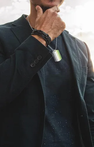 Collar LGBT con colgante de etiquetas de perro del orgullo del arco iris del progreso