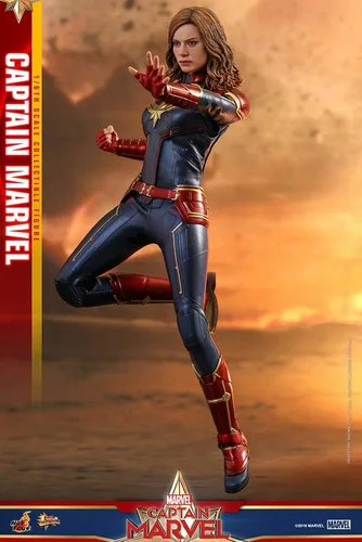 Miniatura 2 de Hot Toys Capitán Marvel 1:6
