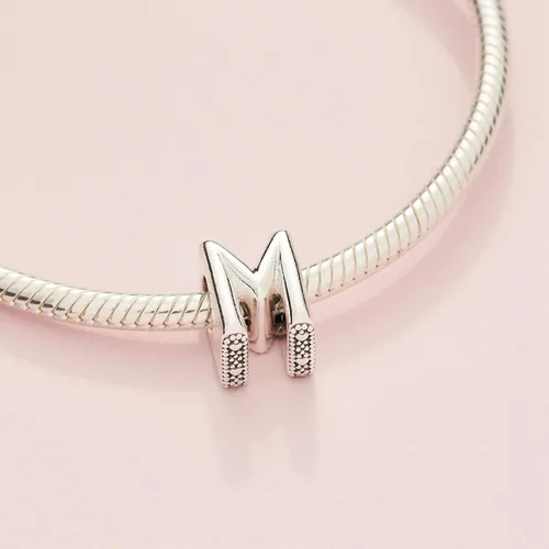 Miniatura 121 de Colgante de plata de ley 925 con letra PANDORA