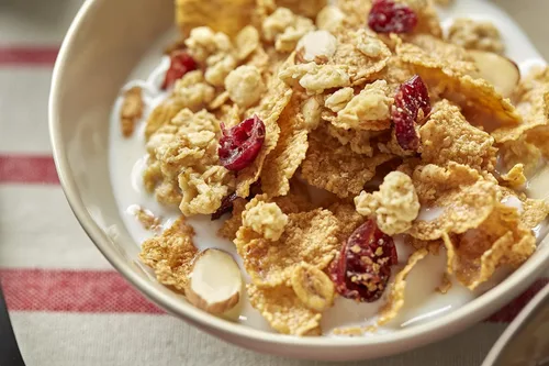 Miniatura 8 de Great Grains Cereal Crujiente de Arándanos y Almendras, Cereal con Arándanos Secos y Almendras, Proyecto Verificado Sin OMG, Caja de 14 OZ