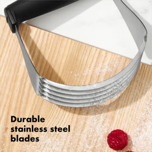 Miniatura 3 de Batidora y cortadora de pasta con cuchilla de acero inoxidable OXO Good Grips